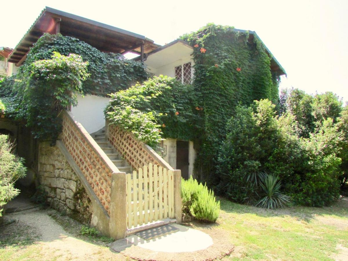 Agriturismo "Borgo Madonna Degli Angeli" - Charming Cottages In The Gardens ! Tocco da Casauria Exterior photo